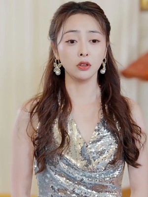 三个哥哥送我十个男模