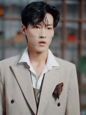 我养的小白脸是京圈太子爷